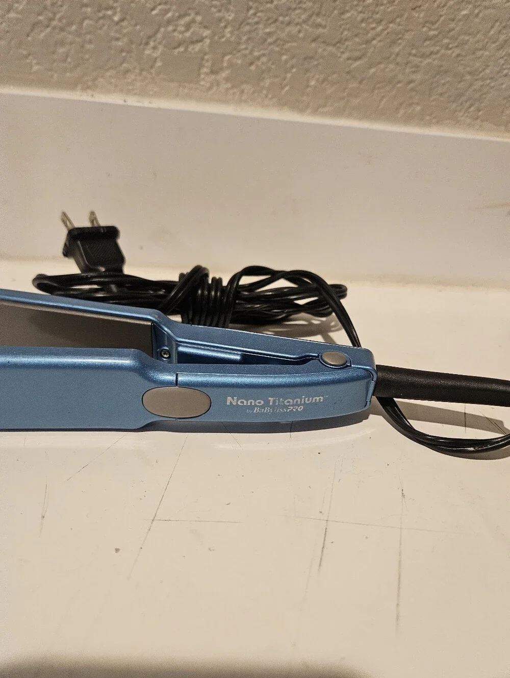 BaByliss Pro Nano Titanium 1” Hair Straighter Flat Iron Travel Mini Size